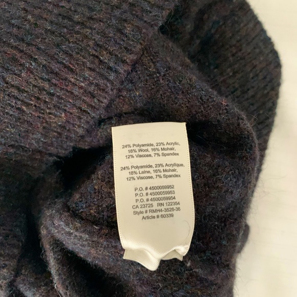 SOLD!!!!!! Wilfred Button-up Cardigan - Picture 4 of 4